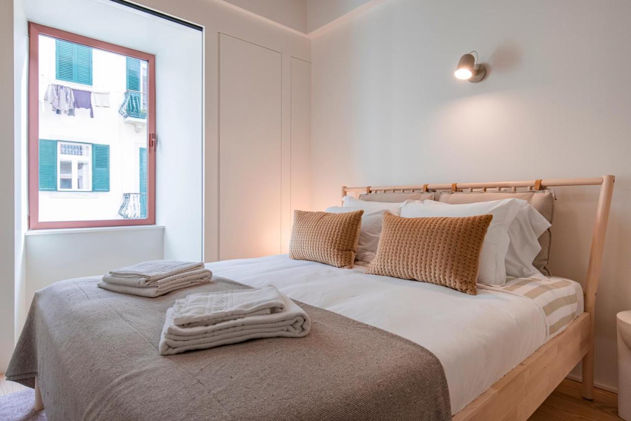 Deluxe 2Bdr Apartment W/ Patio By Lovelystay Lisboa Dış mekan fotoğraf